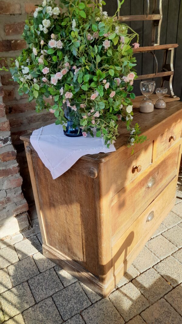 Commode en chêne