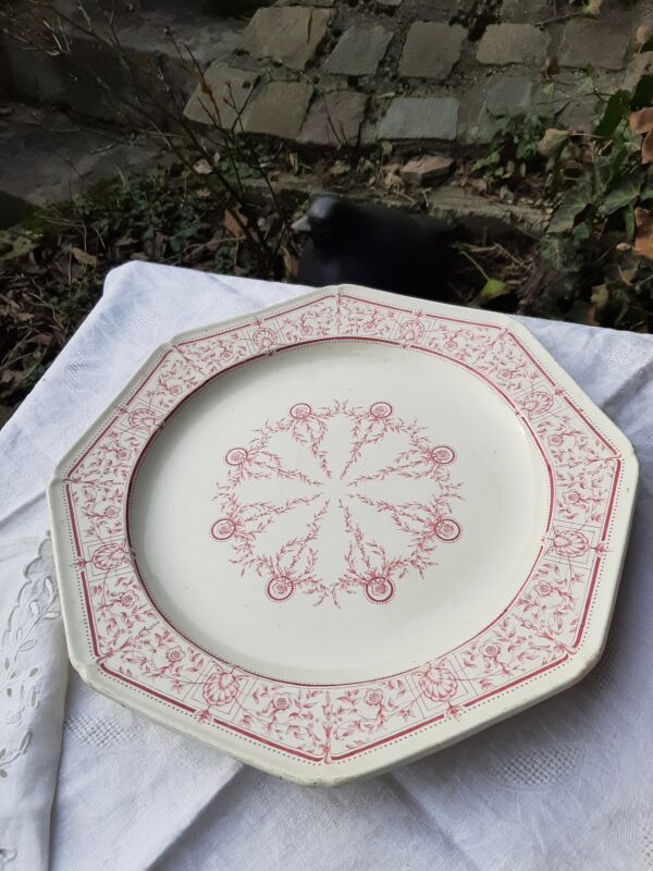 Plat en  faïence anglaise XIX siècle