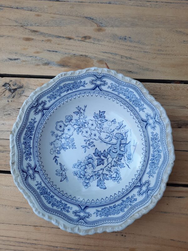 Assiette ou plat "Royal Swar" anglais