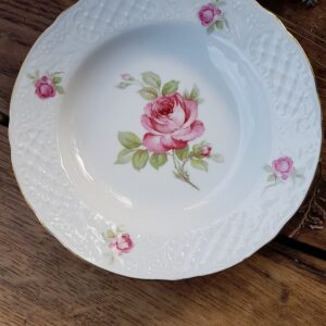 Assiette à dessert motif rose BAVARIA Schuman