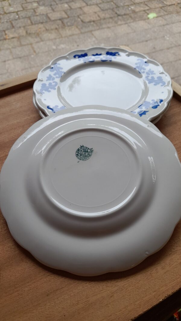 Assiettes BOCH bleues – Image 2