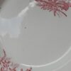 Ensemble d'assiettes décor rouge Terre de Fer manufacture belge de Nimy – Image 2