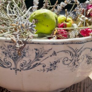 Plat rond BOCH LA LOUVIERE modèle LOUIS XVI