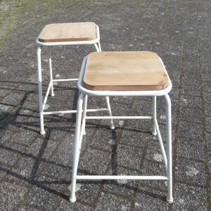 Tabouret ancien