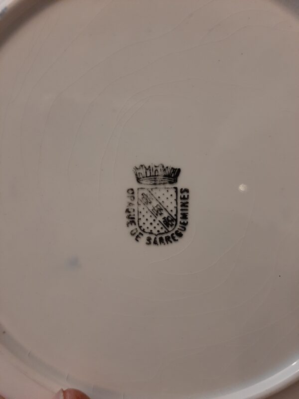 Grande tasse et sous/tasse Fleur de Lys  SARREGUEMINE – Image 3