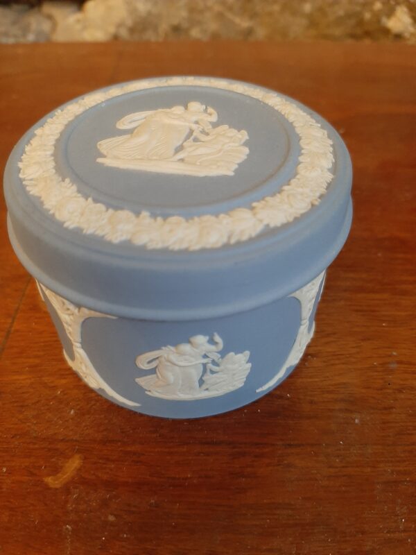 Boite WEDGWOOD bleue