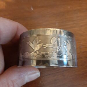 Anneau de serviette en métal argenté