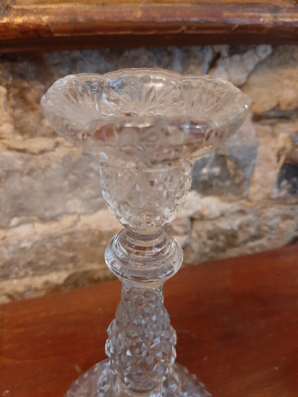 Bougeoir en verre moulé – Image 5