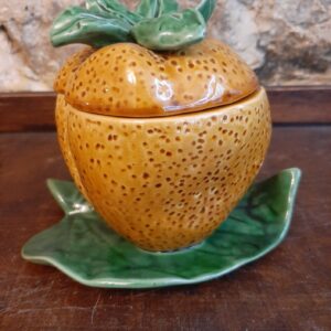 Pot à confiture en barbotine