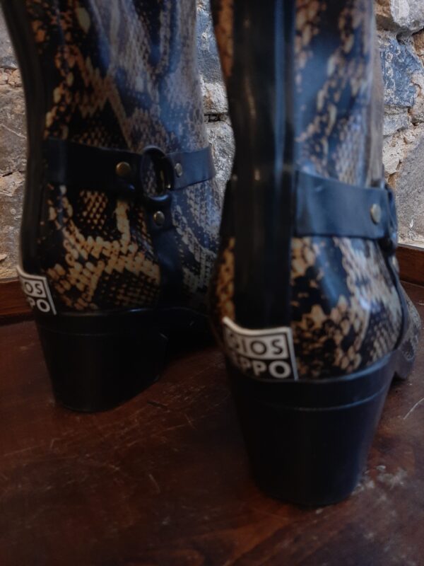 Bottes en caoutchouc à talons – Image 3