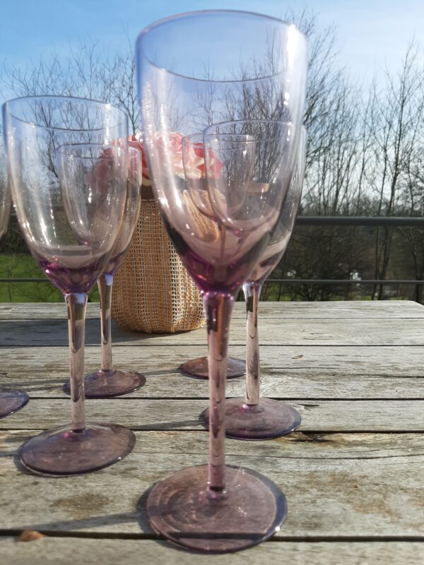 Verres à vin colorés – Image 2