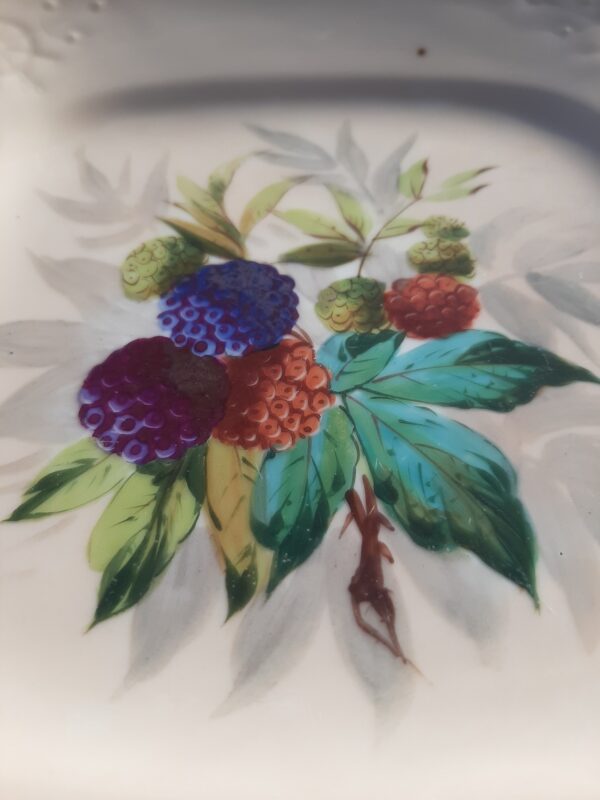 Assiettes anciennes décor fruit – Image 6